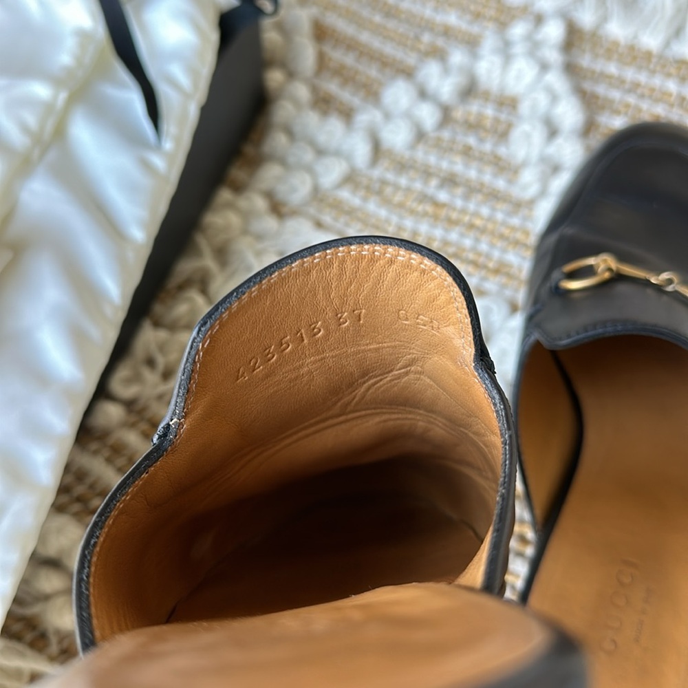 Gucci Princetown Horsebit Black Leather Flats Loafers Mules size 37 EUC - Picture 11 of 17